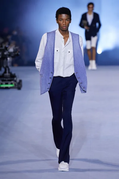 Look 85